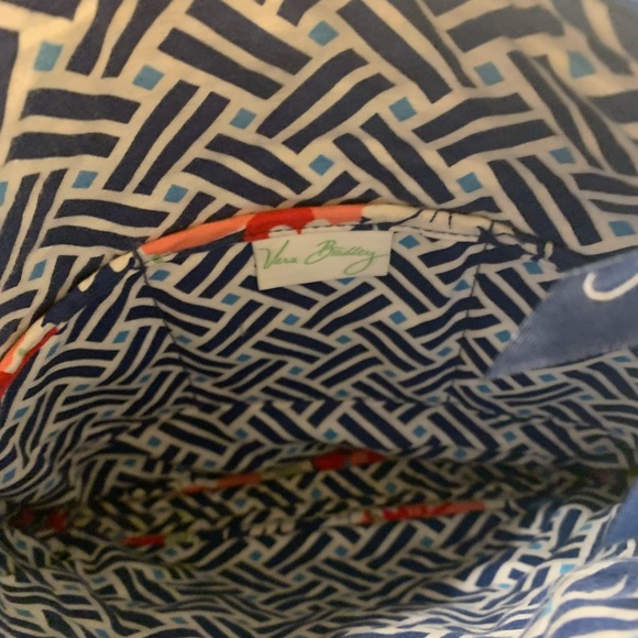 Vera Bradley crossbody. Good condition. Multi colors - Picture 3 of 3